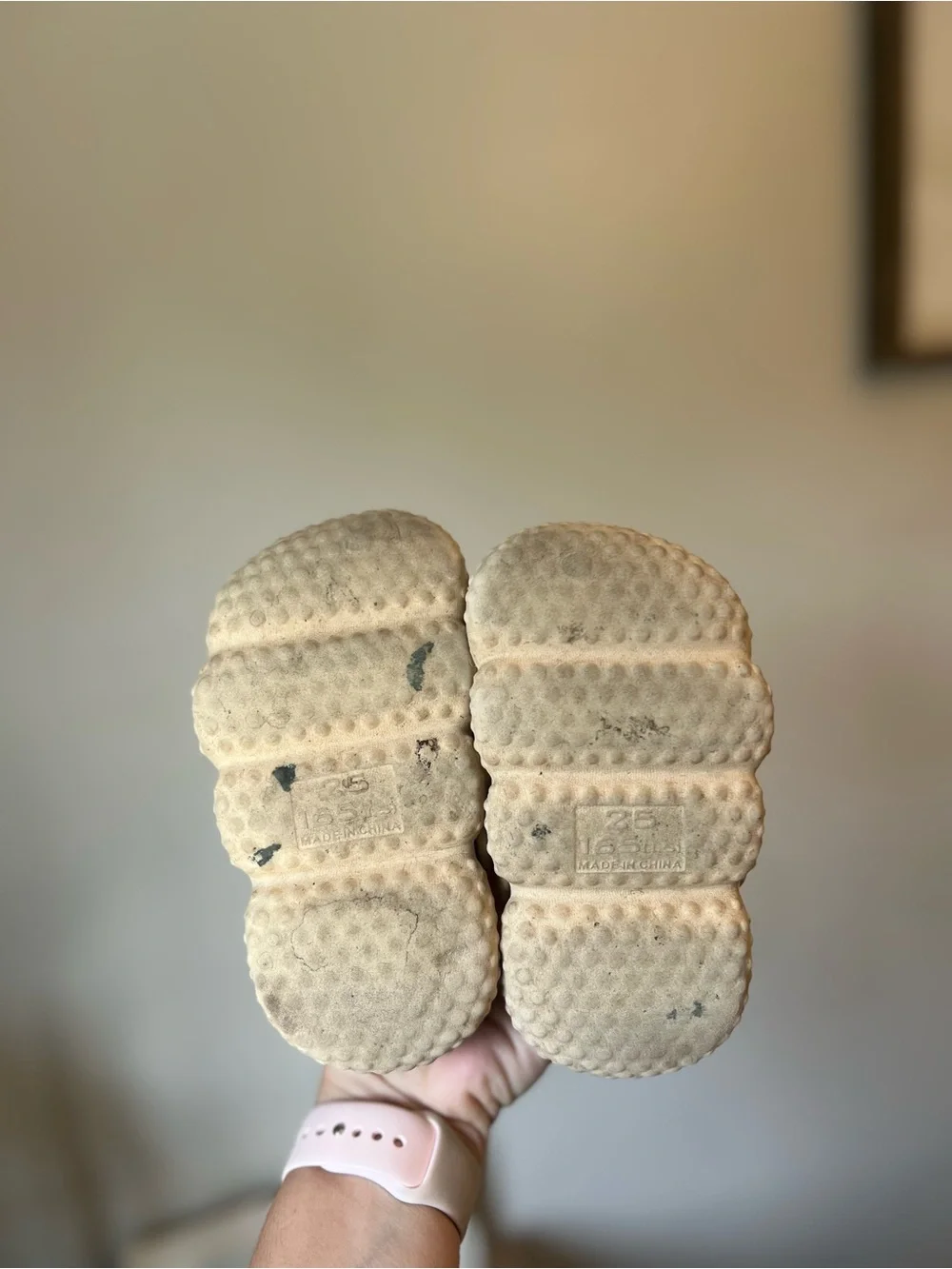 Source Unknown kids beige